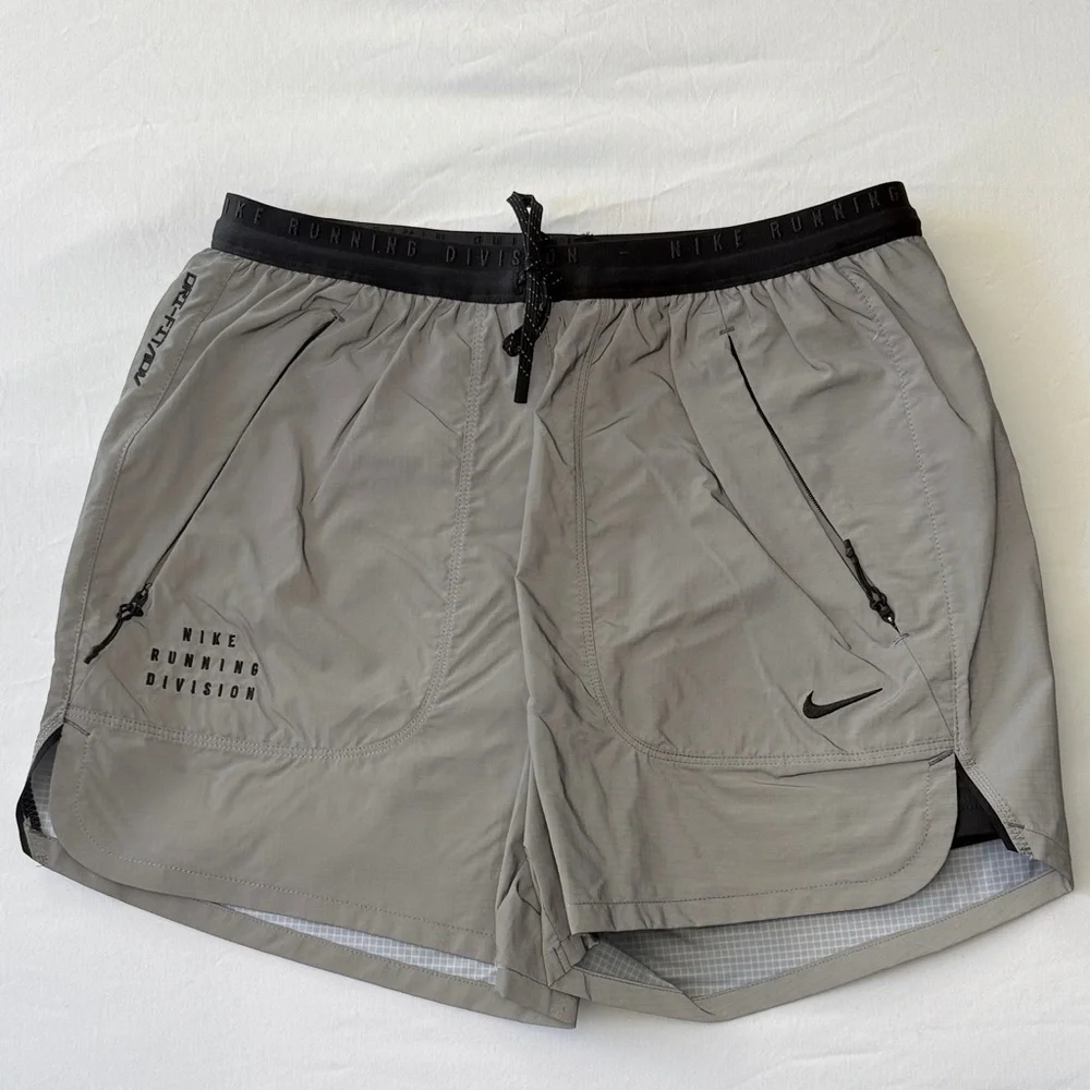 Nike Men’s Dri-Fit 4” Reflect 2 in 1 Short